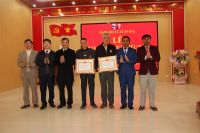LỄ TRAO TẶNG HUY HIỆU ĐẢNG