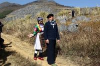 HOÀNG HÔN MA CHEO VAN