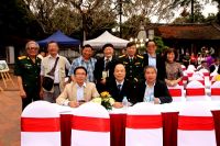 CÔ CẢNH SÁT LẦN ĐẦU RA ĐẢO