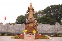 NGUYÊN PHI Ỷ LAN