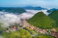 NHỮNG MÙA MÂY XỨ LẠNG
